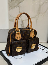 Load image into Gallery viewer, Louis Vuitton Monogram Manhattan Bag TWS