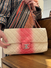 Load image into Gallery viewer, Chanel Caviar Ombre white rose quilted chain Classic Flap Bag