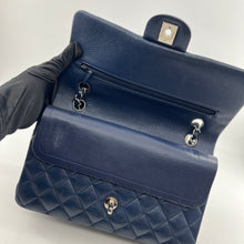 Load image into Gallery viewer, Chanel Caviar Medium Classic Double Flap year2012 (ND)
