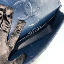 Load image into Gallery viewer, Chanel Caviar Medium Classic Double Flap year2012 (ND)