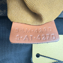 Load image into Gallery viewer, Celine Triomphe Vertical Cabas Tote Bag TWS