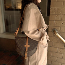 Load image into Gallery viewer, Louis Vuitton Chantilly GM Shoulder Bag
