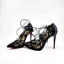 Load image into Gallery viewer, Christian Louboutin Black Heels Size 36