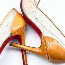 Load image into Gallery viewer, Christian Louboutin Heels Size 35.5