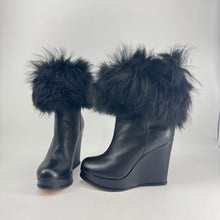 Load image into Gallery viewer, Vero Cuoio Black Boots with Fur Size 38