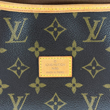 Load image into Gallery viewer, Louis Vuitton Saumur28 Crossbody Bag TWS