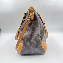 Load image into Gallery viewer, Louis Vuitton Monogram Estrella Bag MM TWS