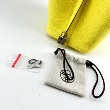 Load image into Gallery viewer, Hermes picotin lemoncello lock 18 Bag