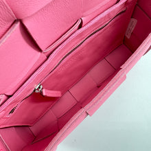 Load image into Gallery viewer, BOTTEGA VENETA Pink Cassette Bag