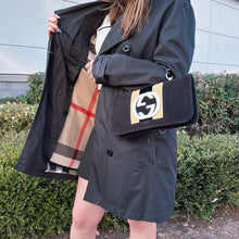 Load image into Gallery viewer, Burberry trench coat