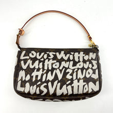 Load image into Gallery viewer, Louis Vuitton x Steffens sprouse pochette year 2001