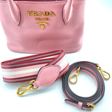 Load image into Gallery viewer, Prada pink monogrome tote saffiano