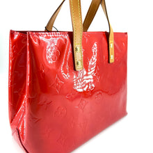 Load image into Gallery viewer, Louis Vuitton 2002 Vernis Reade PM handbag