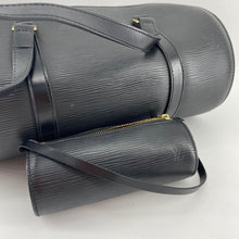 Load image into Gallery viewer, Louis Vuitton papillon