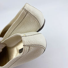 Load image into Gallery viewer, Louis Vuitton Flat Leather Shoes