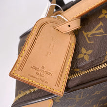 Load image into Gallery viewer, Louis Vuitton pegase 55 carry on