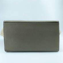 Load image into Gallery viewer, Celine Leather Trapeze Large Tote TWS