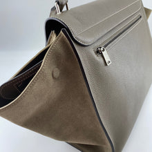 Load image into Gallery viewer, Celine Leather Trapeze Large Tote TWS
