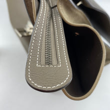 Load image into Gallery viewer, Celine Leather Trapeze Large Tote TWS