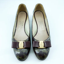 Load image into Gallery viewer, Salvatore Ferragamo heels