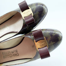 Load image into Gallery viewer, Salvatore Ferragamo heels