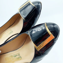 Load image into Gallery viewer, Salvatore Ferragamo heels