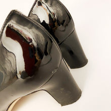 Load image into Gallery viewer, Salvatore Ferragamo heels