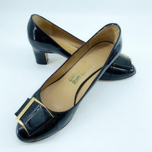 Load image into Gallery viewer, Salvatore Ferragamo heels