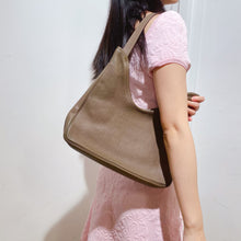 Load image into Gallery viewer, Hermes Etupe color shoulder bag
