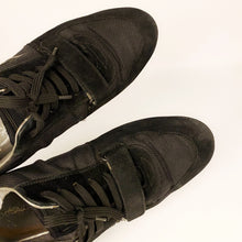 Load image into Gallery viewer, Louis Vuitton sneakers