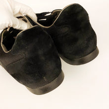 Load image into Gallery viewer, Louis Vuitton sneakers