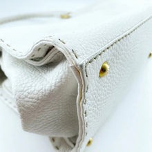 Load image into Gallery viewer, Fendi White Leather Handbag