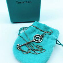 Load image into Gallery viewer, Tiffany Key necklace
