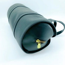 Load image into Gallery viewer, Louis Vuitton papillon