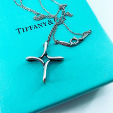Load image into Gallery viewer, Tiffany necklace