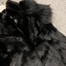 Load image into Gallery viewer, VTO black mink vest