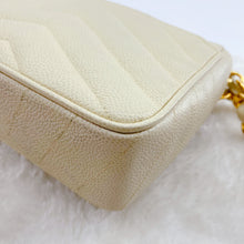 Load image into Gallery viewer, Chanel Cream Vintage Caviar Leather V Stitch Shoulder Bag