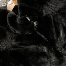 Load image into Gallery viewer, VTO black mink vest