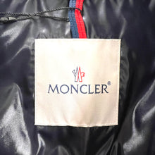 Load image into Gallery viewer, MONCLER Gulsen Detachable-sleeve Shell-down Jacket