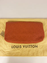 Load image into Gallery viewer, Louis Vuitton Clutch