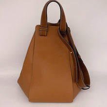 Load image into Gallery viewer, Loewe Hammock shoulder bag