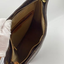 Load image into Gallery viewer, Louis Vuitton Looping GM TWS