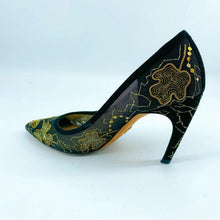 Load image into Gallery viewer, Christian Dior embroidered high heels