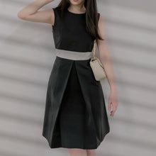 Load image into Gallery viewer, MaxMara dress TWS pop