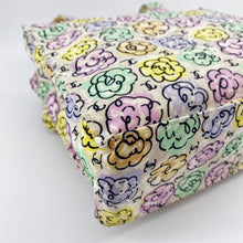 Load image into Gallery viewer, Chanel Vintage Flower CC Loge tote