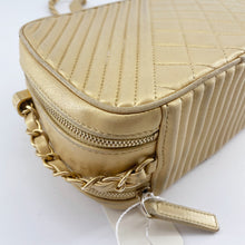 Load image into Gallery viewer, Chanel Camera Bag