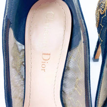 Load image into Gallery viewer, Christian Dior embroidered high heels