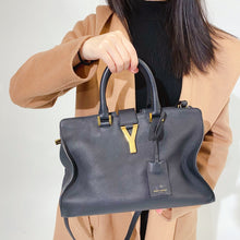 Load image into Gallery viewer, Yves Saint Laurent Classic Y Cabas Leathe Small bag TWS