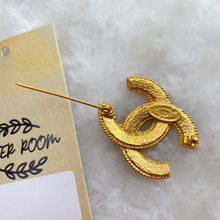 Load image into Gallery viewer, CHANEL Vintage Double C Golden Brooch