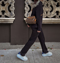 Load image into Gallery viewer, Louis Vuitton Blois Crossbody Bag TWS pop